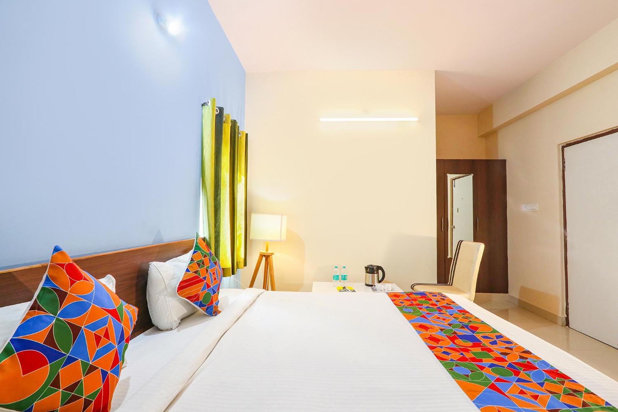 Fabhotel Namaha Suites - Nr Hyderabad International Airport, Shamshabad Dış mekan fotoğraf